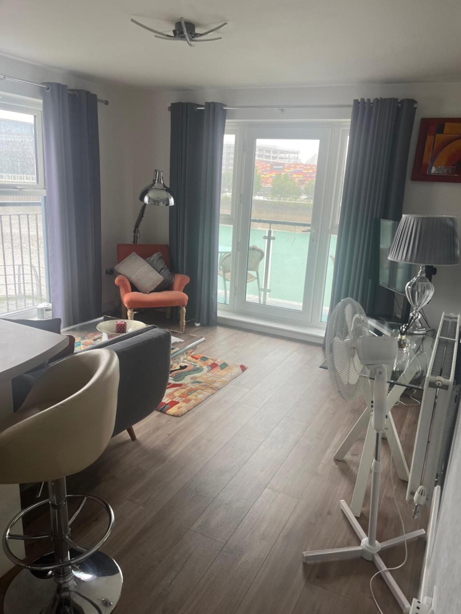 Luxury Riverside 2 Bedroomed Apartment With Balcony Newport  Eksteriør billede