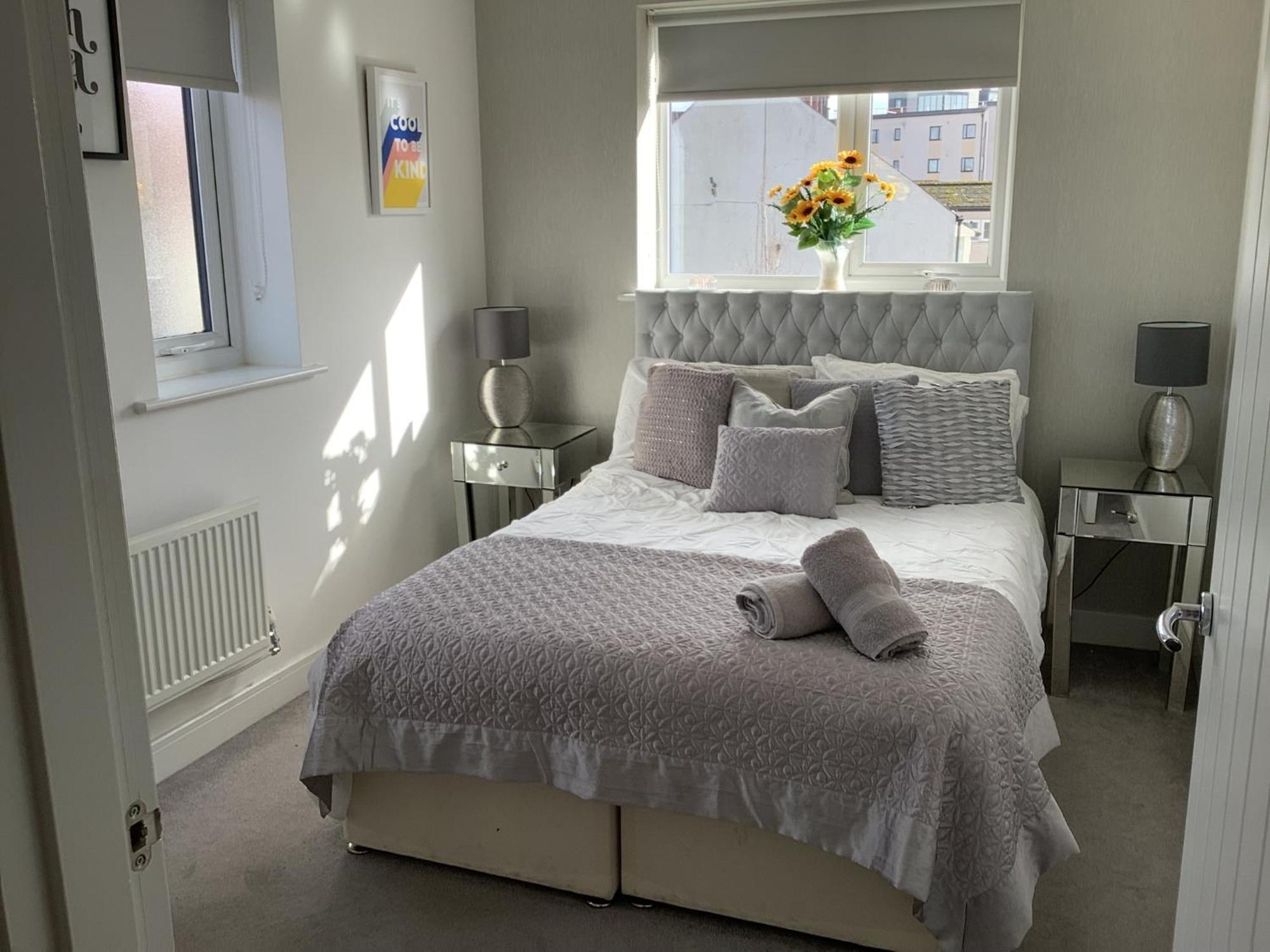 Luxury Riverside 2 Bedroomed Apartment With Balcony Newport  Eksteriør billede